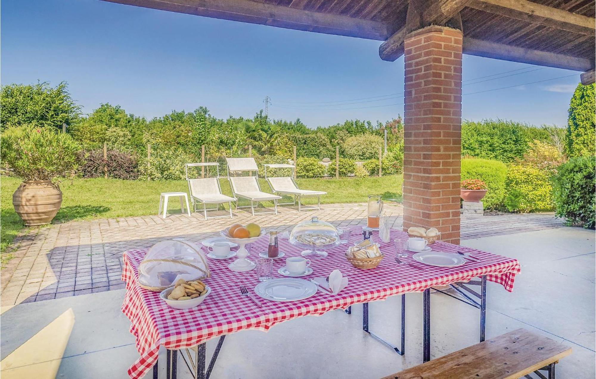 San Basilio Awesome Home In Ariano Nel Polesine With Kitchen מראה חיצוני תמונה