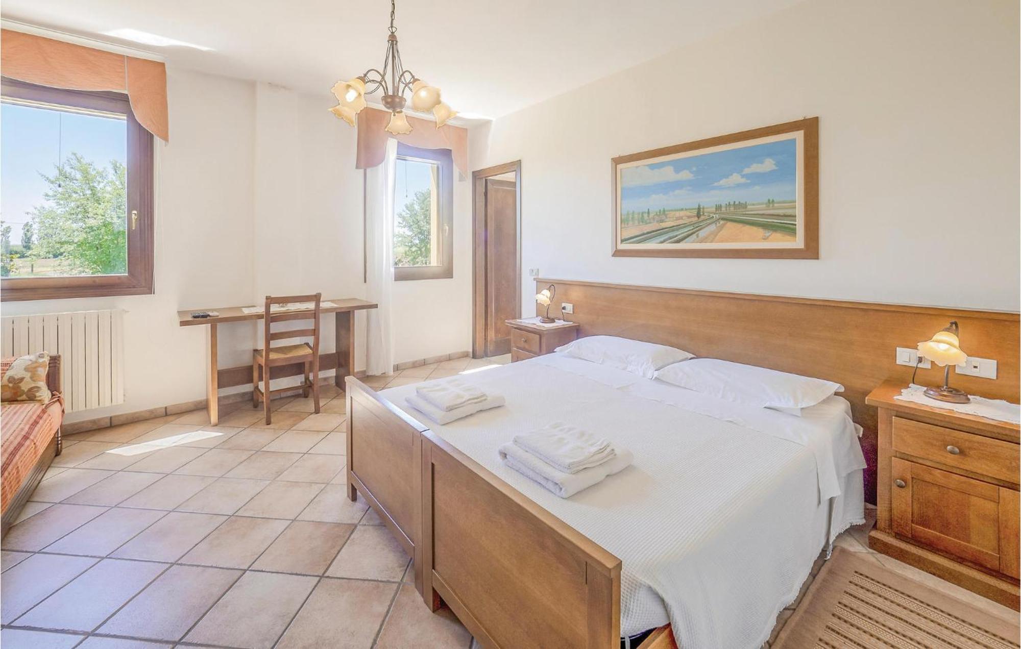 San Basilio Awesome Home In Ariano Nel Polesine With Kitchen מראה חיצוני תמונה