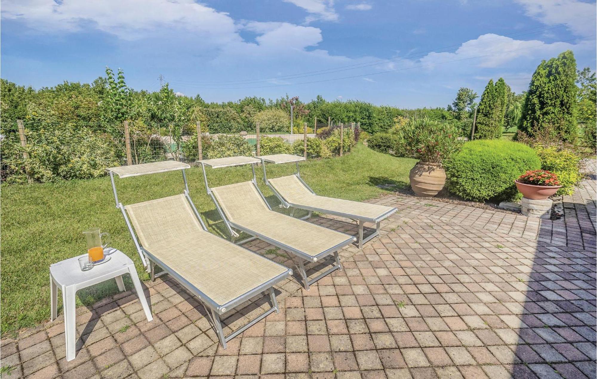 San Basilio Awesome Home In Ariano Nel Polesine With Kitchen מראה חיצוני תמונה